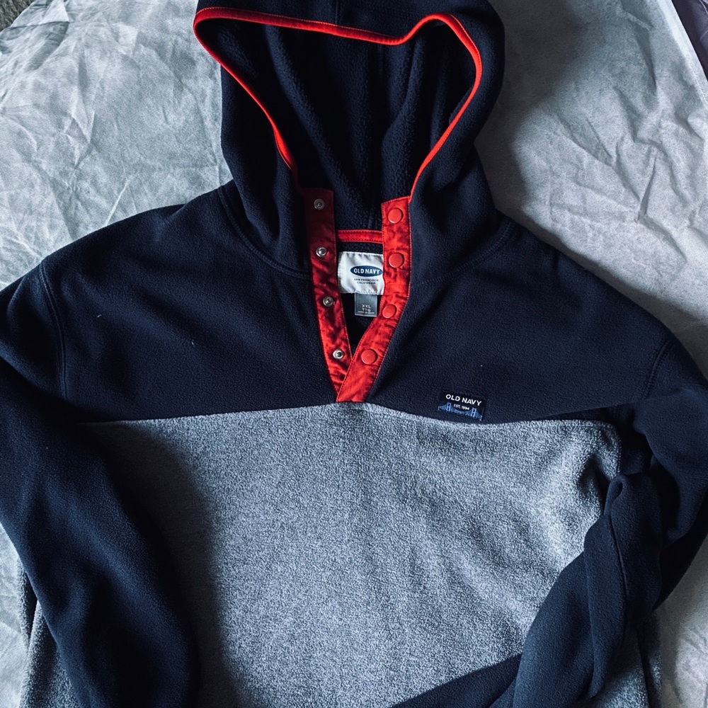 Fleece Pullover hoodie